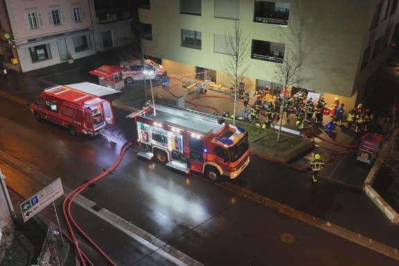 Einsatz 7 - Bild Array